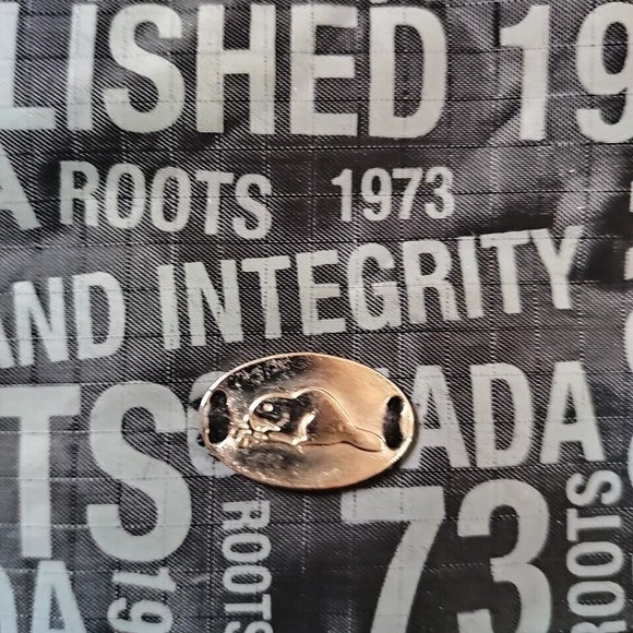 Roots Canada Messenger Crossbody Bag Black & Gray Nylon Establish 1973 Small NWT - Picture 9 of 14